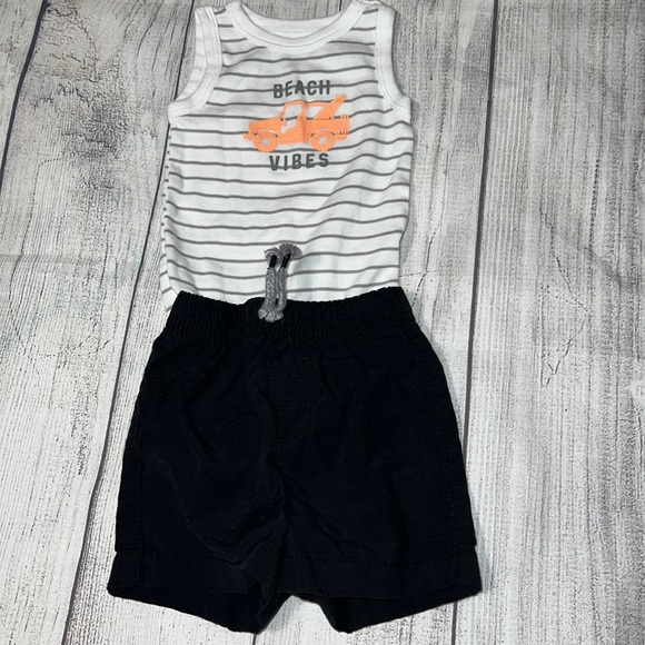 Baby boy Beach vibe outfit 0-3 months - Picture 1 of 7